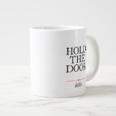 ドアを押さえる ジャンボコーヒーマグカップ (正面右)