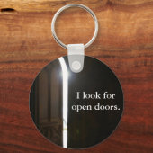 ドアキーチェーンを開く キーホルダー (正面)