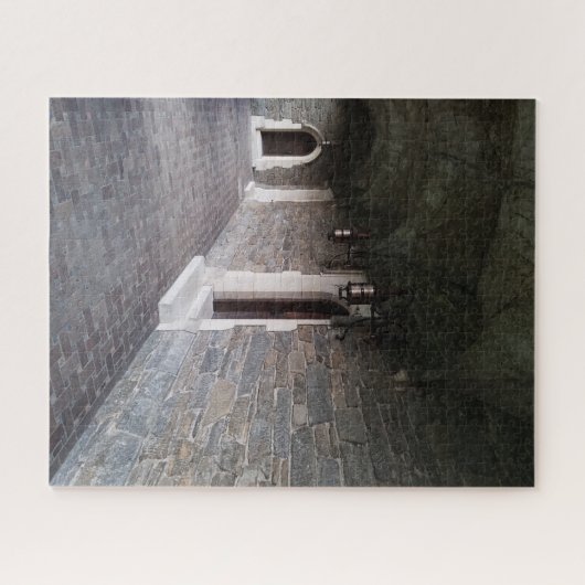 ドア付きクロースタースホールウェイ建築勉強 ジグソーパズル (横)