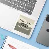 ドア離れの疑い – バイブル・バース・ステッカー シール (ノートパソコンとiPhone)