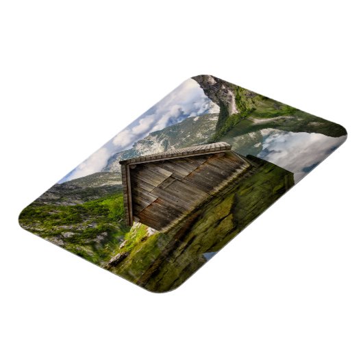 ドイツのアルプスのオブエルシー湖のボートハウス マグネット (左側)