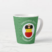 ドイツのエンジェルクリスマスパーソナライズされた国旗 カフェラテマグ (右アングル)
