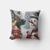 ドイツのシェパードウィズクリスマス雪だるま クッション (正面)