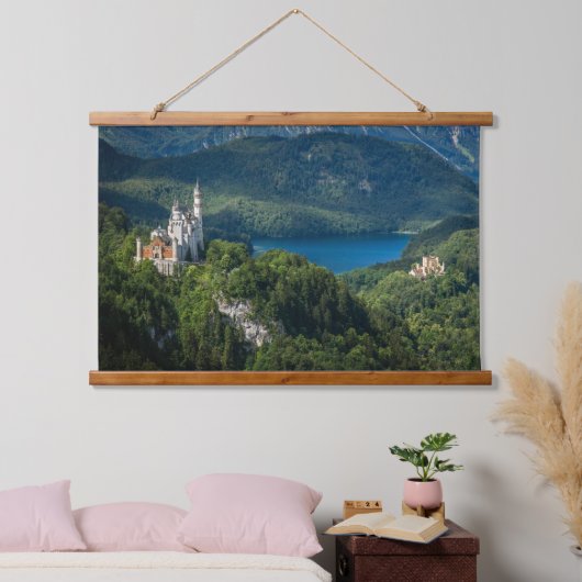 ドイツのシュヴァンガウにあるノイシュヴァンシュタイン城 吊り下げ型タペストリー (寝室)