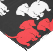 ドイツのダシュント犬のパターン テーブルクロス (アングル)