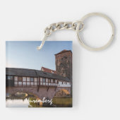 ドイツのニュールンベルクにある古い中世の橋 キーホルダー (裏面)