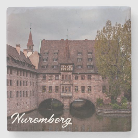 ドイツのニュールンベルクにある歴史的な建物 ストーンコースター (正面)