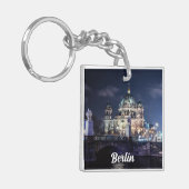 ドイツのベルリンにあるTVタワーとベルリン大聖堂 キーホルダー (正面左)