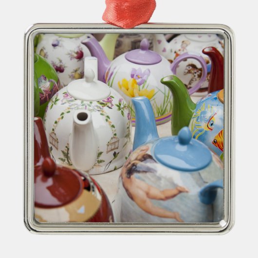 ドイツのライプツィヒで販売されているティーポット メタルオーナメント (正面)