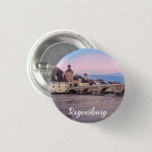 ドイツのレーゲンスブルクにある歴史的な旧市街 缶バッジ (正面&裏面)