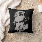 ドイツの作曲家でピアニストのベートーベン クッション (ブランケット)