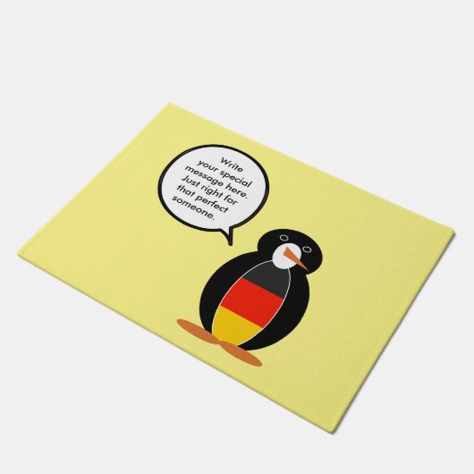 ドイツの国旗を着たペンギンのおしゃべり Ms. ドアマット (アングル)