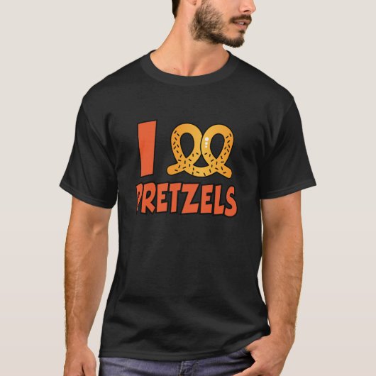 ドイツの塩辛プレッツェルビスケットが大好き Tシャツ (正面)