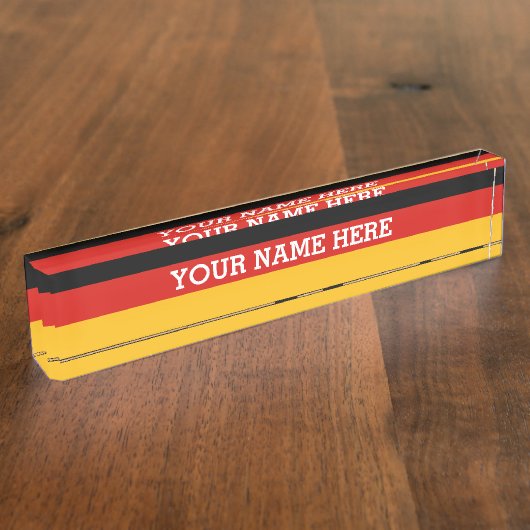ドイツの旗色 + あなたの文字 デスクネームプレート (側面)