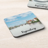 ドイツの歴史的な旧市街、レーゲンスブルク コースター (左側)