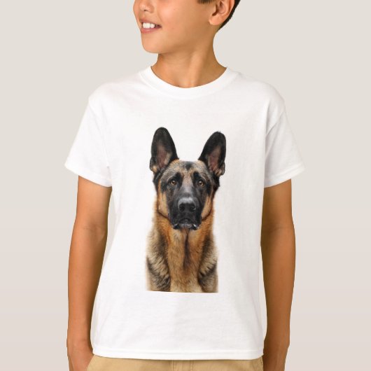 ドイツの羊飼いが座る Tシャツ (正面)