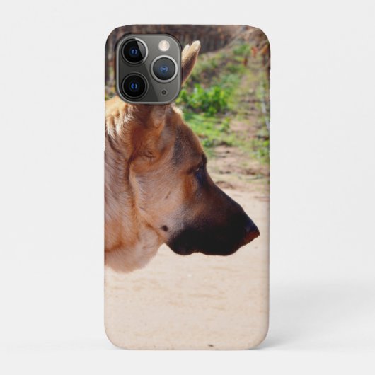 ドイツの羊飼いが警戒している Case-Mate iPhoneケース (裏)