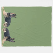 ドイツの羊飼いの投げ フリースブランケット (正面(横))