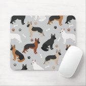 ドイツの羊飼いの骨と前足 マウスパッド (マウス)