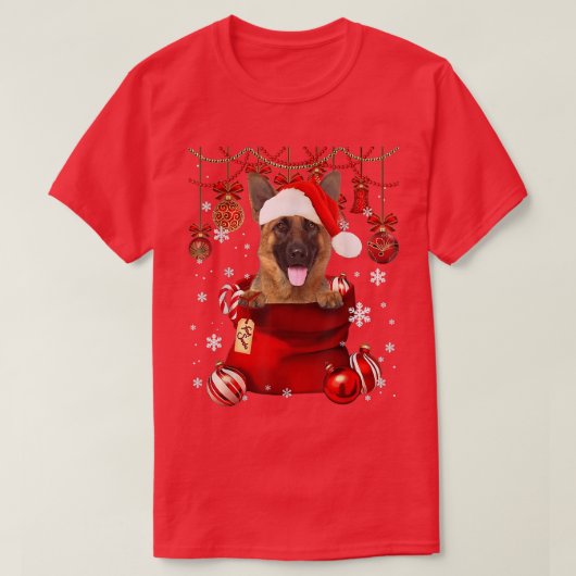 ドイツの羊飼いスノーボールドインポケットバッグワイン Tシャツ (デザイン正面)