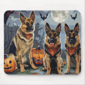 ドイツの羊飼いハロウィン不気味 マウスパッド (正面)