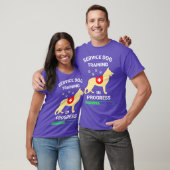 ドイツの羊飼いベルギーの訓練で犬のサービス Tシャツ (ユニセックス)