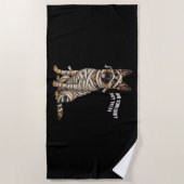 ドイツの羊飼いミイラのハロウィーン犬 ビーチタオル (正面)