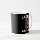 ドイツの羊飼い犬がシステムを武装して耳を傾ける コーヒーマグカップ (正面右)