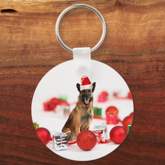 ドイツの羊飼い犬とクリスマスプレゼントSanta Hat キーホルダー (正面)