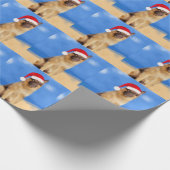 ドイツの羊飼い犬の座ってビーチサンタハット ラッピングペーパー (角)