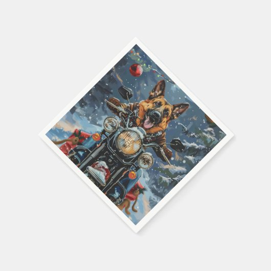 ドイツの羊飼い犬オートバイのクリスマスに乗る スタンダードカクテルナプキン (角)