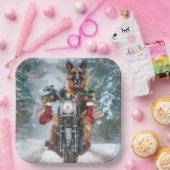 ドイツの羊飼い犬オートバイのクリスマスに乗る ペーパープレート (パーティー)