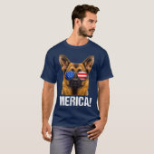 ドイツの羊飼い7月4日アメリカ国旗Merica Tシャツ (正面フル)