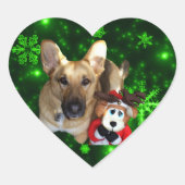 ドイツの羊飼い、トイ・トナカイ、緑の雪片 ハートシール (正面)