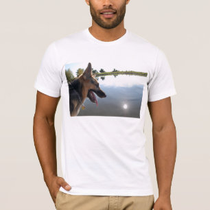 ドイツの羊飼い/景色を楽しむ Tシャツ