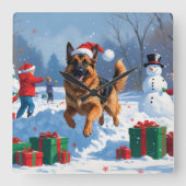 ドイツの走シェパードの雪とクリスマス帽子 スクエア壁時計 (正面)