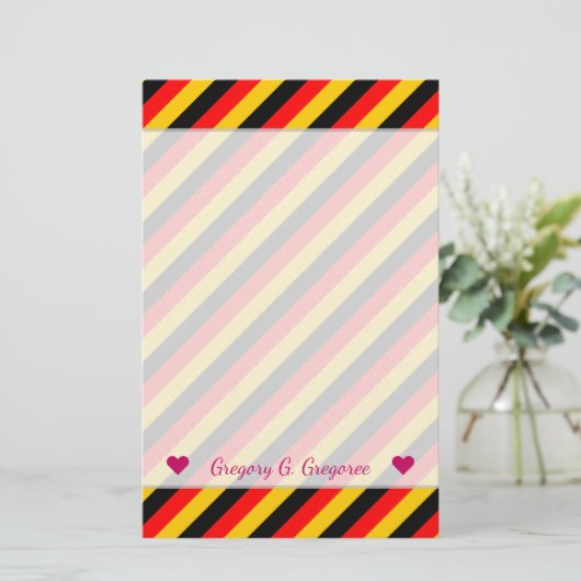 ドイツインスパイア色付ストライプ国旗 便箋 (スタンド正面)