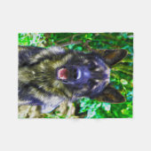 ドイツシェパードオイル塗装ポートレート フリースブランケット (正面(横))