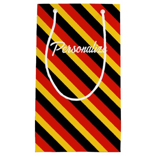 ドイツパーソナライズされた国旗を持つ抱き枕 スモールペーパーバッグ (正面)