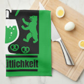 ドイツピルスナービールとソーセージ キッチンタオル (四つ折り)