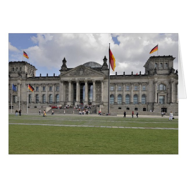 ドイツ人のReichstagの建物 (正面横)
