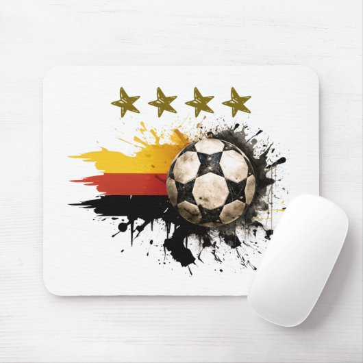 ドイツ国旗と四つの金の星を持つサッカーボール マウスパッド (マウス)