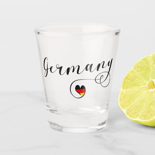 ドイツ国旗にドイツのハート ショットグラス (正面)