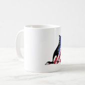 ドイツ羊飼いアメリカ国旗の愛国犬 コーヒーマグカップ (正面左)