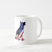 ドイツ羊飼いアメリカ国旗の愛国犬 コーヒーマグカップ (正面右)