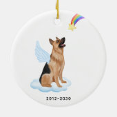 ドイツ羊飼い天使がペット犬をパーソナライズ記念 セラミックオーナメント (裏面)