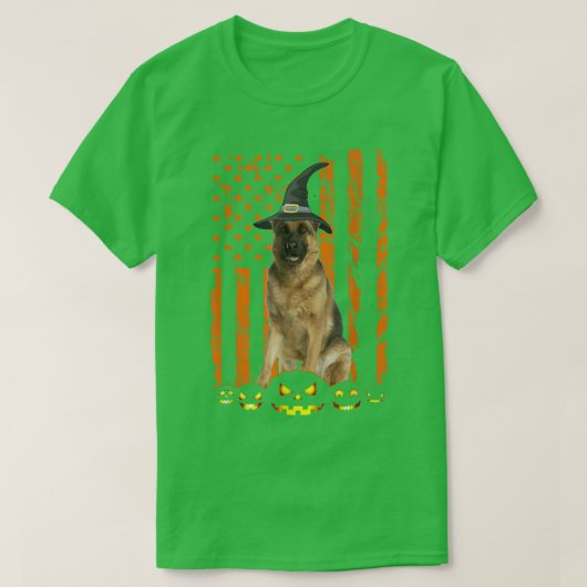 ドイツ羊飼い犬かぼちゃアメリカ国旗Witch Ha Tシャツ (デザイン正面)