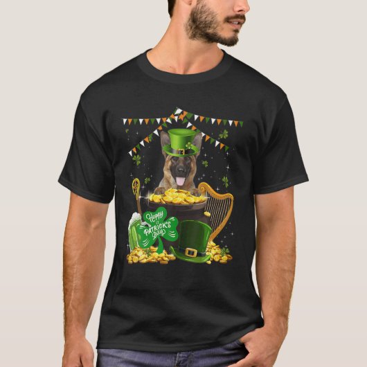 ドイツ羊飼い犬の愛人アイリッシュおもしろいシャムロックセント Tシャツ (正面)