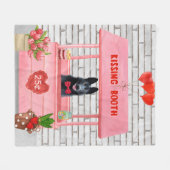 ドイツ羊飼い犬バレンタインデーキスをするス フリースブランケット (正面(横))