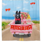 ドイツ羊飼い犬バレンタインデートラックハート シャワーカーテン (正面)